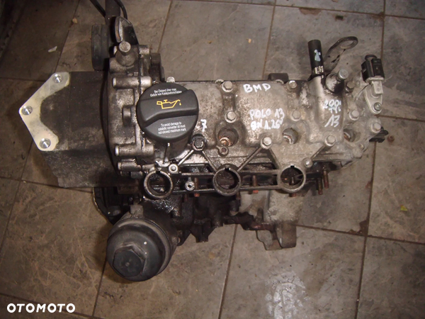 vw polo 9n 1.2 6v silnik benzynowy- słupek BMD