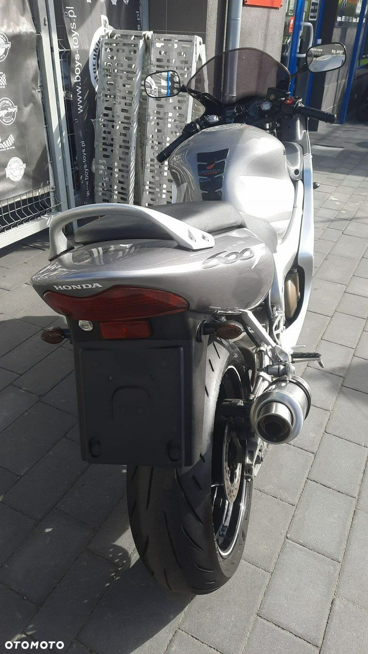 Honda CBR - 8