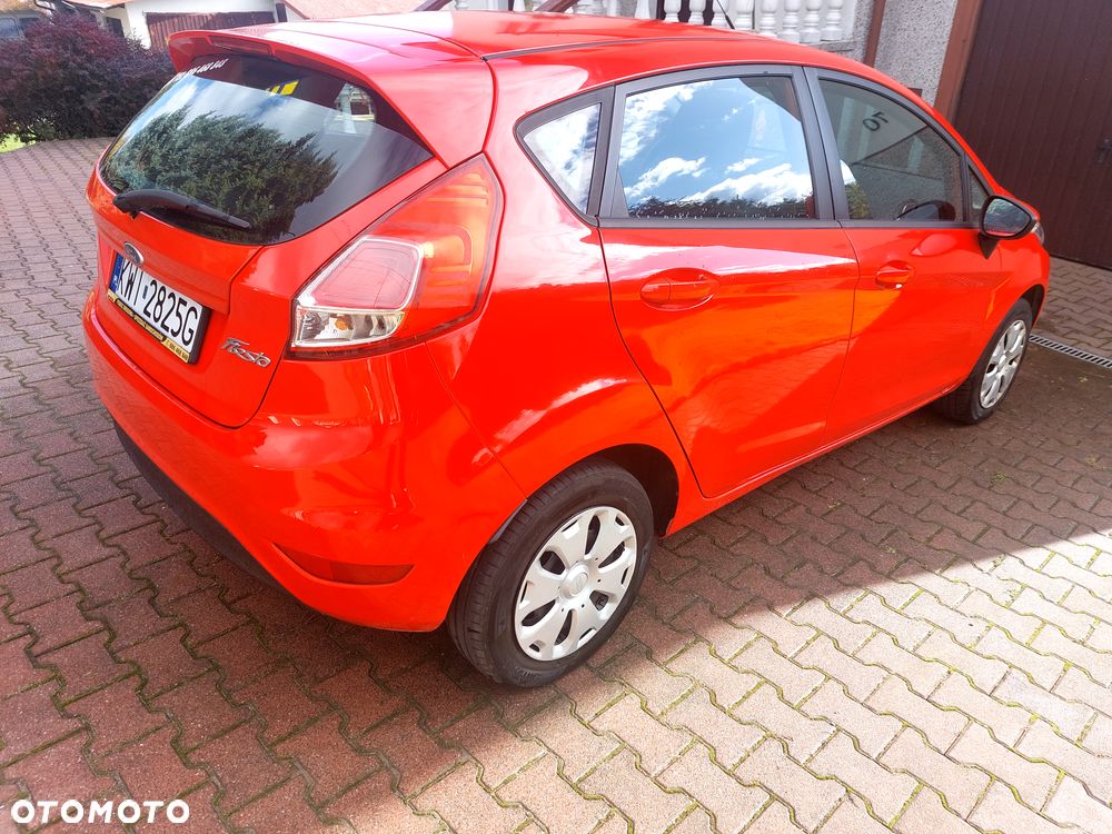 Ford Fiesta 1.25 Ambiente EU5 - 6