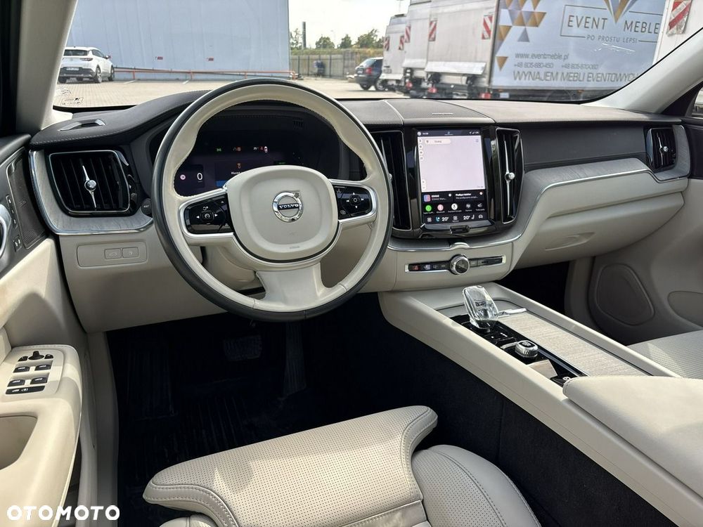 Volvo XC 60 T8 Plug-In Hybrid AWD Ultimate Bright - 13