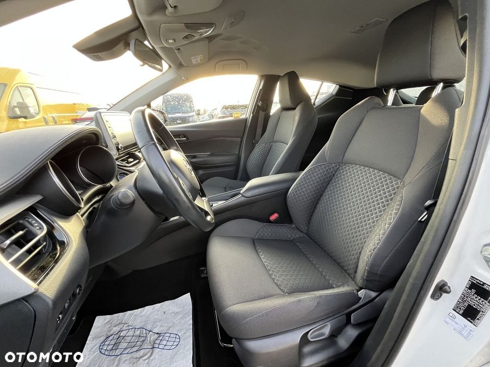 Toyota C-HR 1.8 Hybrid GPF Comfort - 28