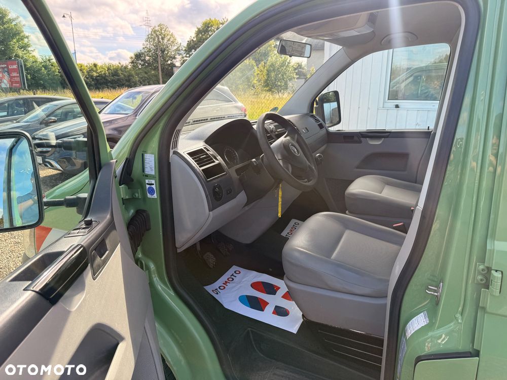 Volkswagen Transporter doka - 15