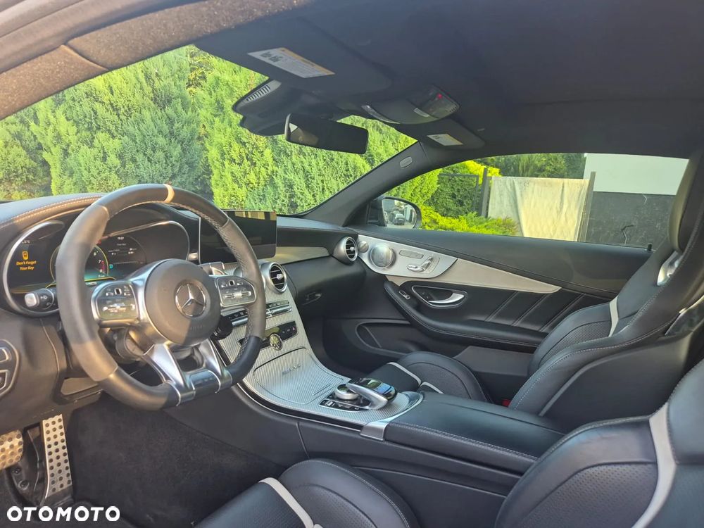 Mercedes-Benz Klasa C AMG 63 S Coupe AMG Speedshift MCT 9G - 17