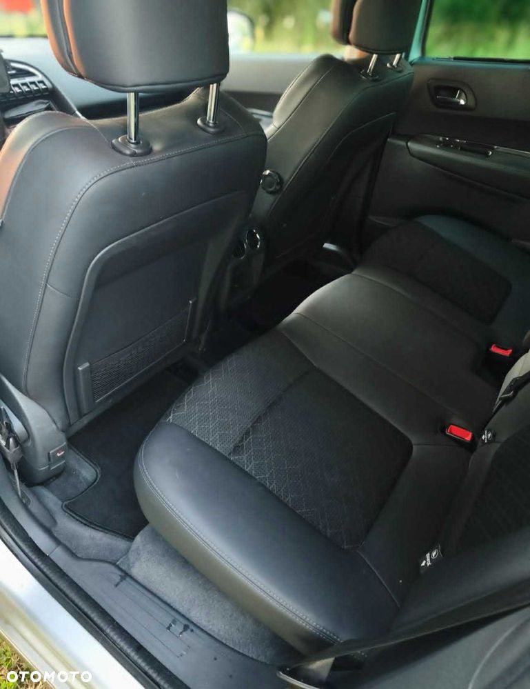 Peugeot 3008 - 6