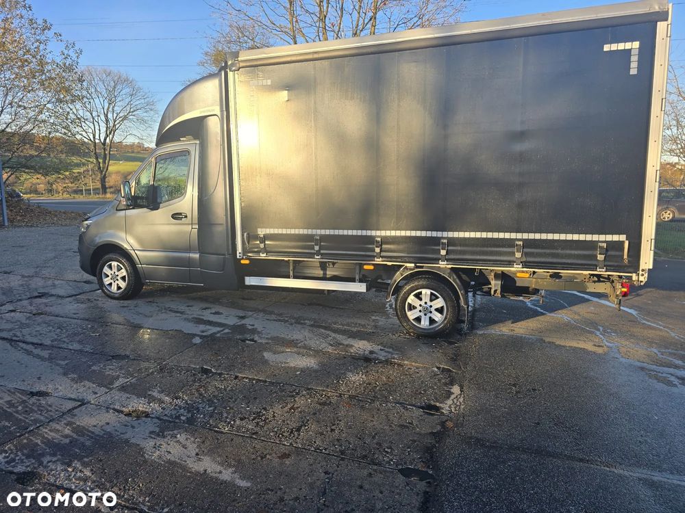 Mercedes-Benz SPRINTER - 8