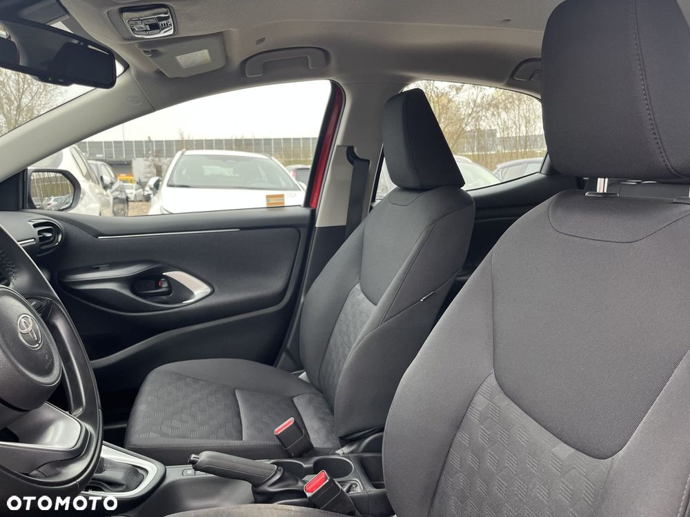 Toyota Yaris 1.5 Comfort CVT - 17