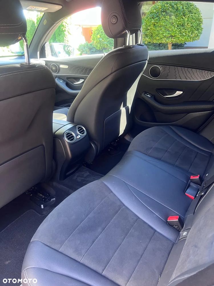 Mercedes-Benz GLC - 9