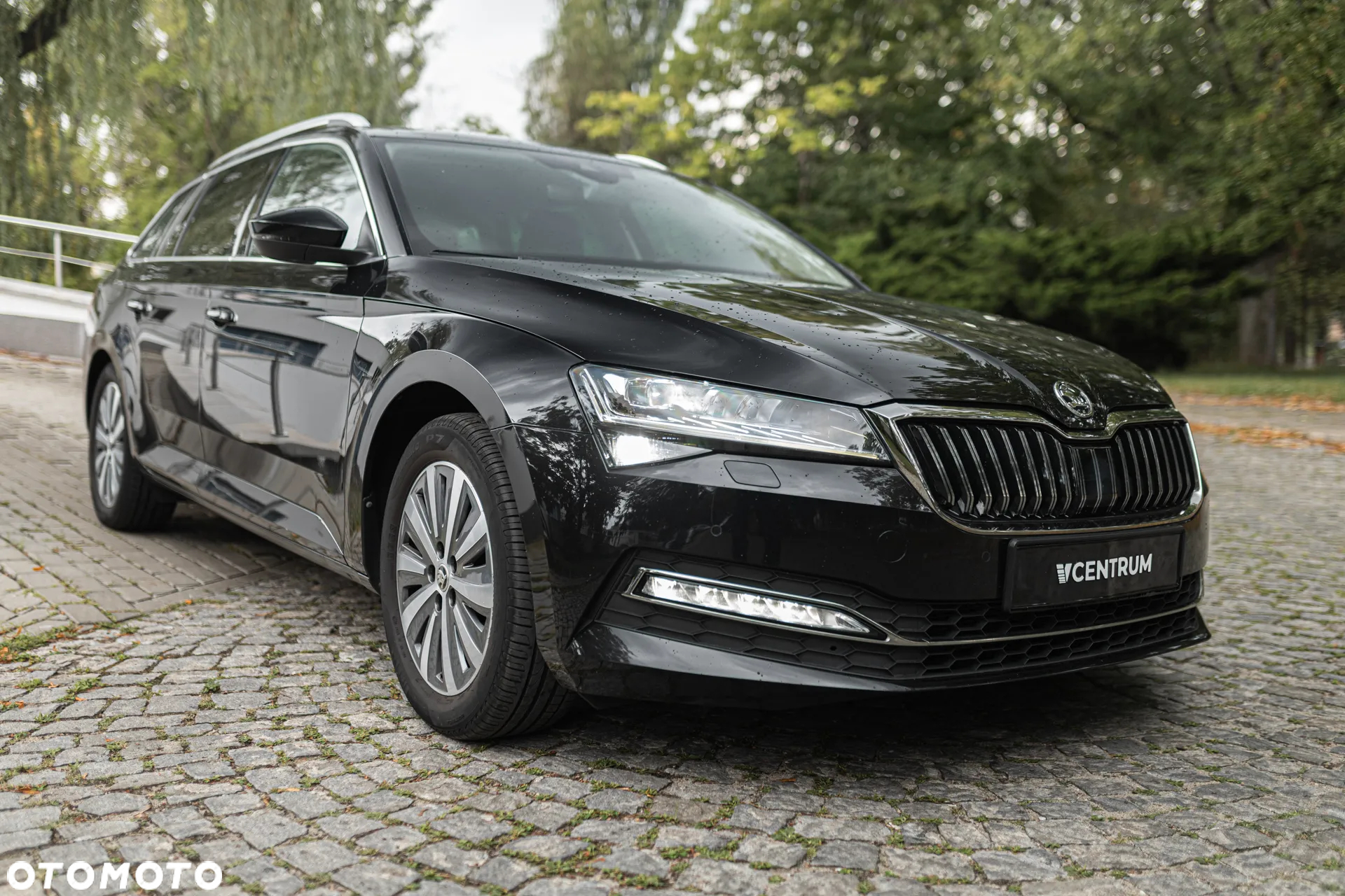 Skoda Superb 2.0 TDI SCR Style DSG - 6