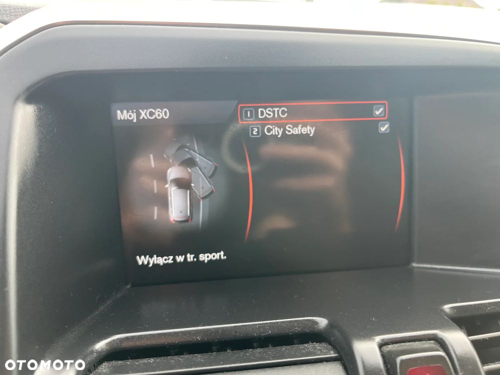 Volvo XC 60 D4 Geartronic Momentum - 15
