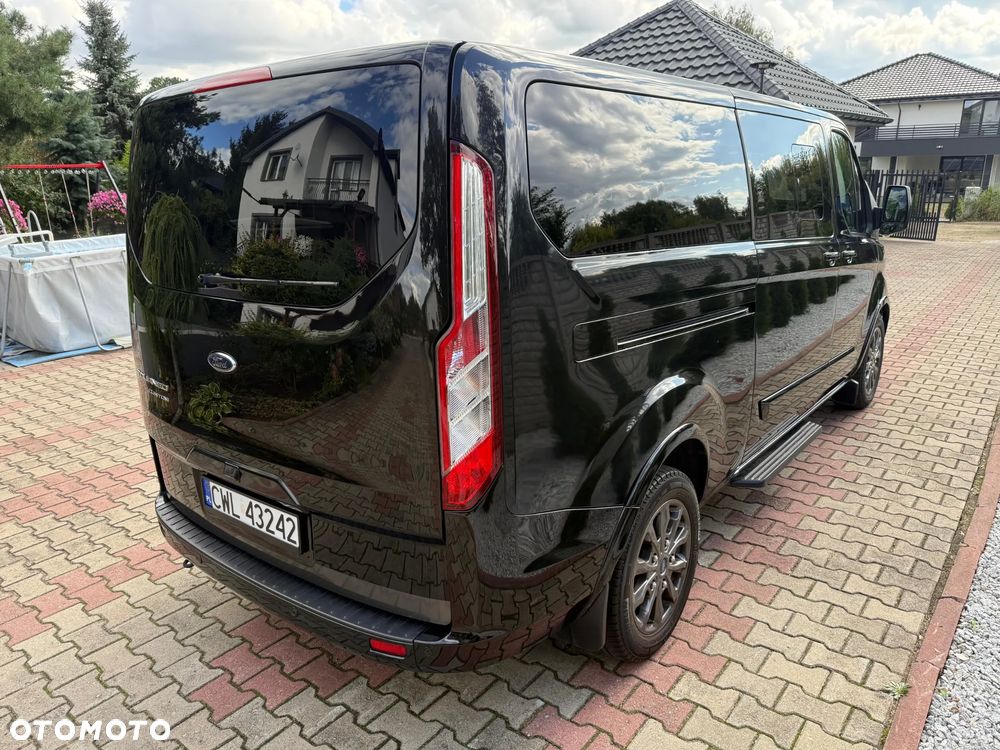 Ford Tourneo Custom - 7