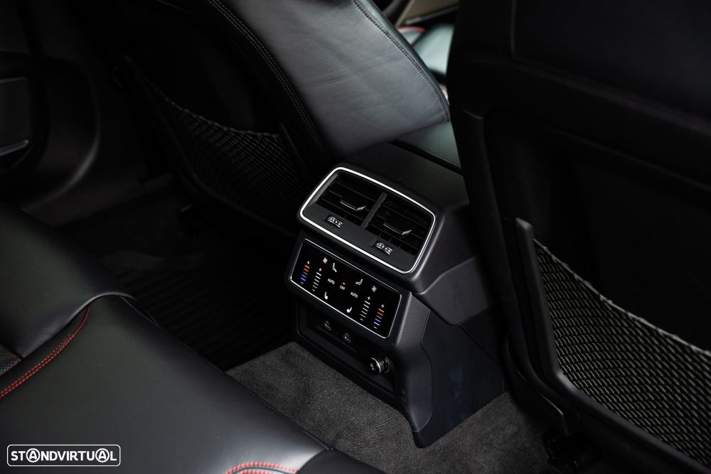 Audi RS6 Avant 4.0 TFSi Plus quattro Tiptronic - 29