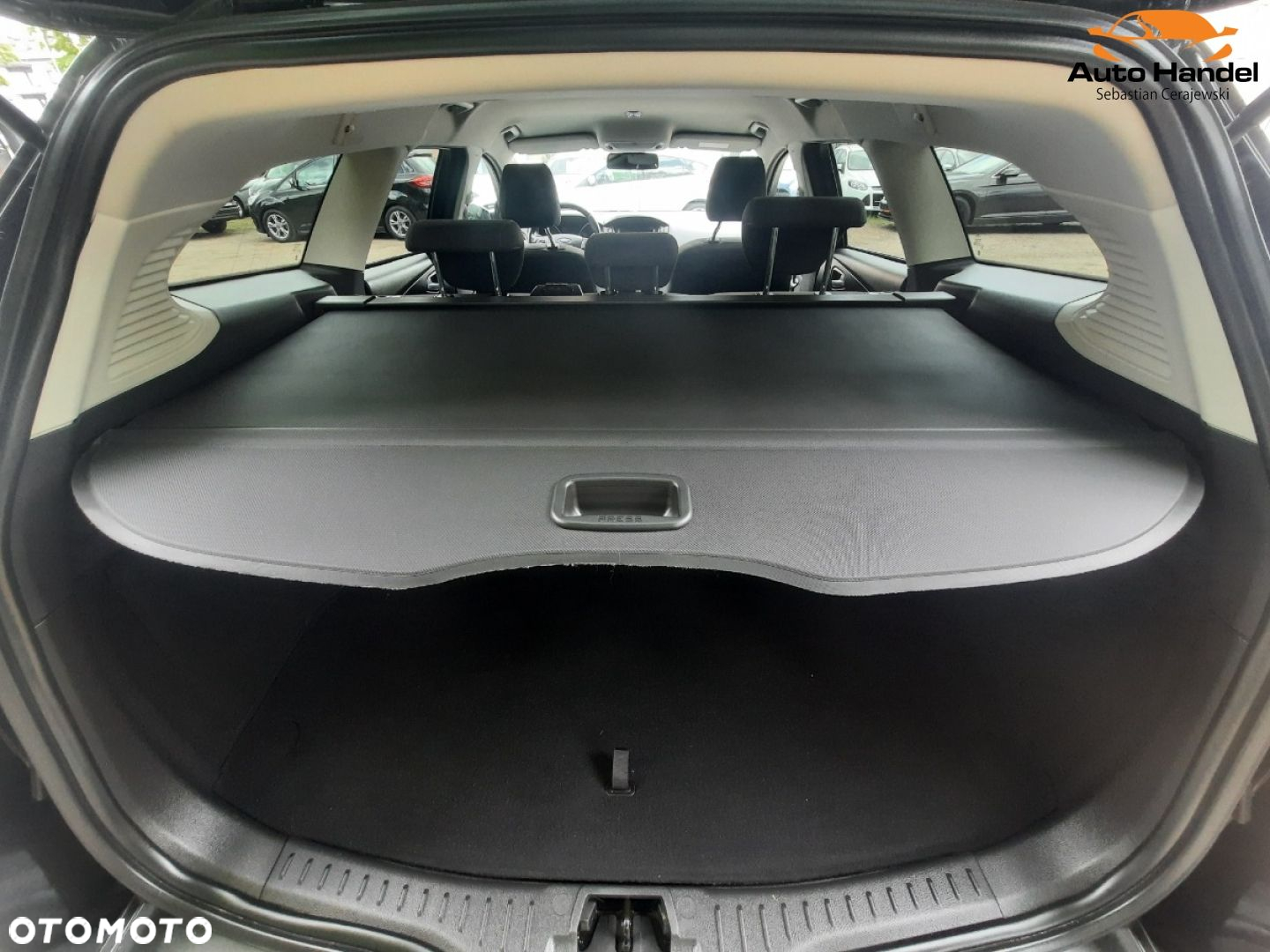 Ford Focus Turnier 1.5 EcoBoost Start-Stopp-System TITANIUM - 13