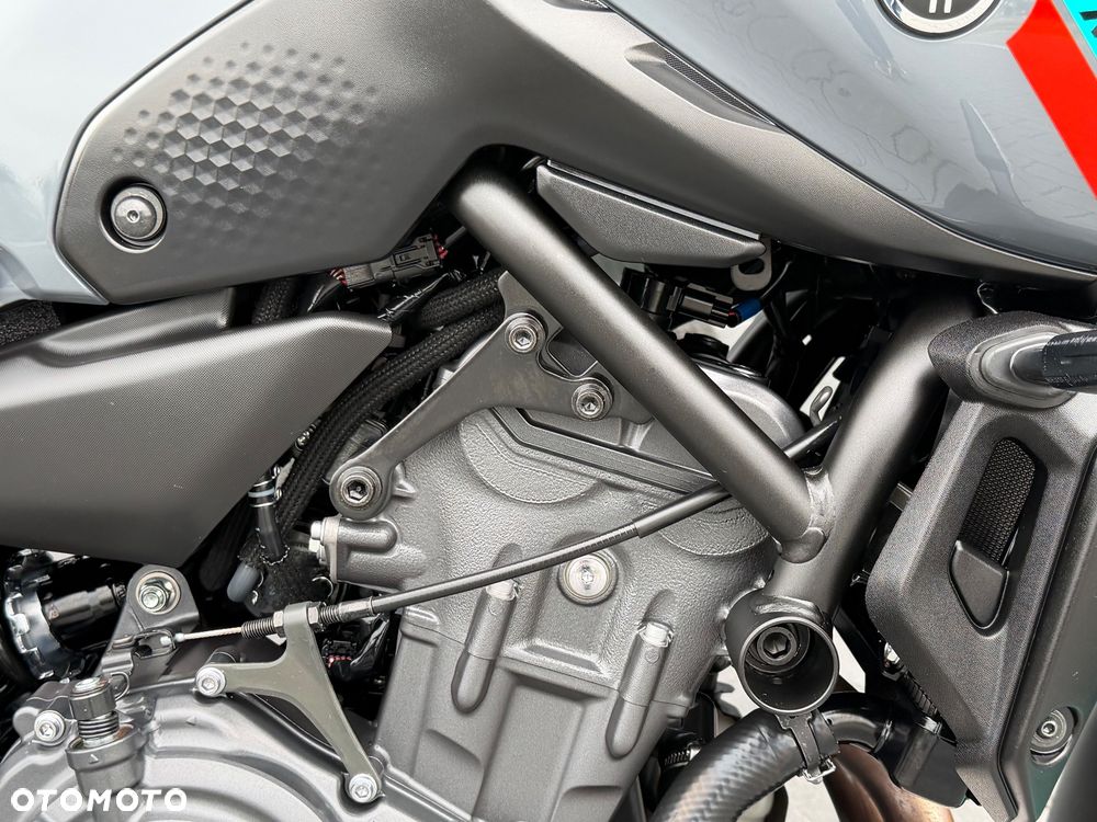 Yamaha MT - 18