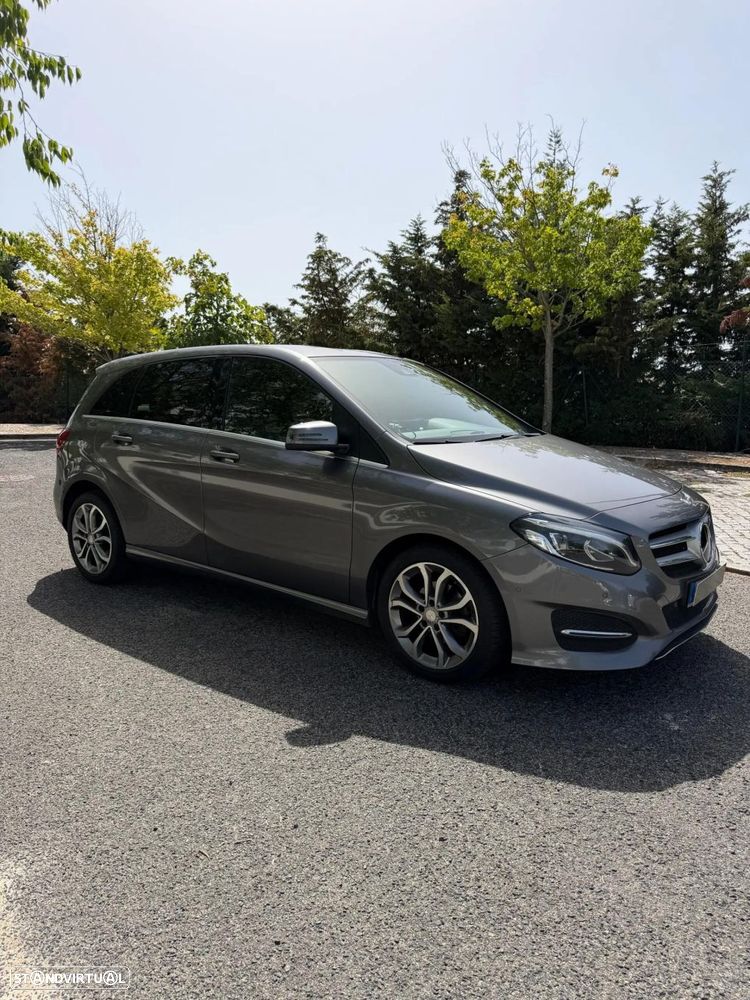 Mercedes-Benz B 180 d 7G-DCT - 3