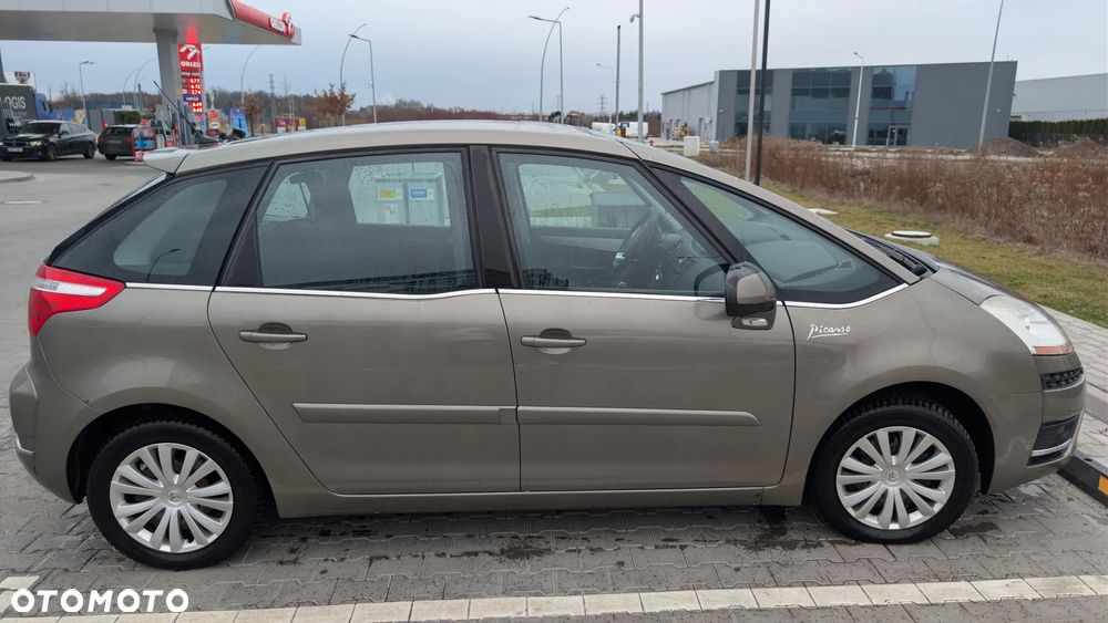 Citroën C4 Picasso 2.0 HDi FAP Exclusive - 4
