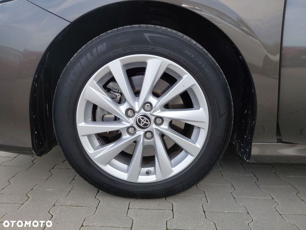 Toyota Camry 2.5 Hybrid Comfort CVT - 19