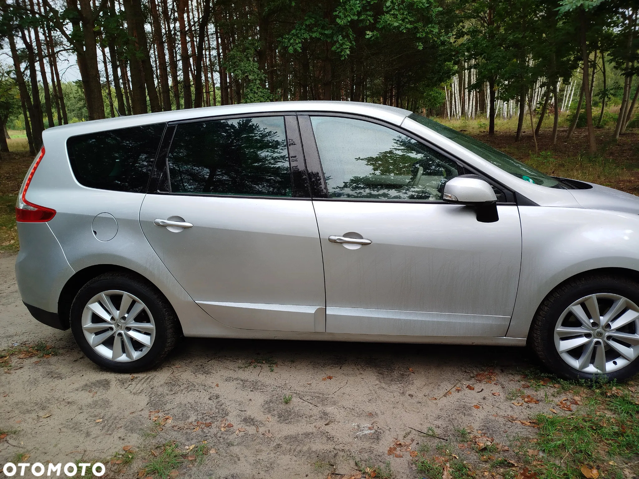Renault Grand Scenic 2.0 16V 140 CVT Luxe - 6