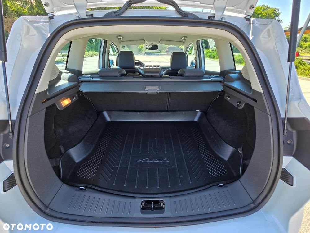 Ford Kuga 2.0 TDCi 4x4 Titanium - 13