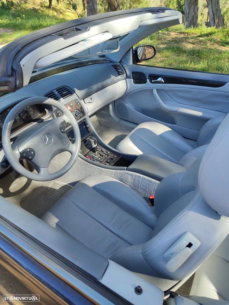 Mercedes-Benz CLK 230 - 3