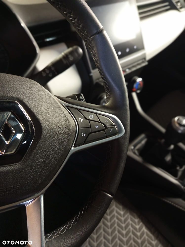 Renault Clio - 29