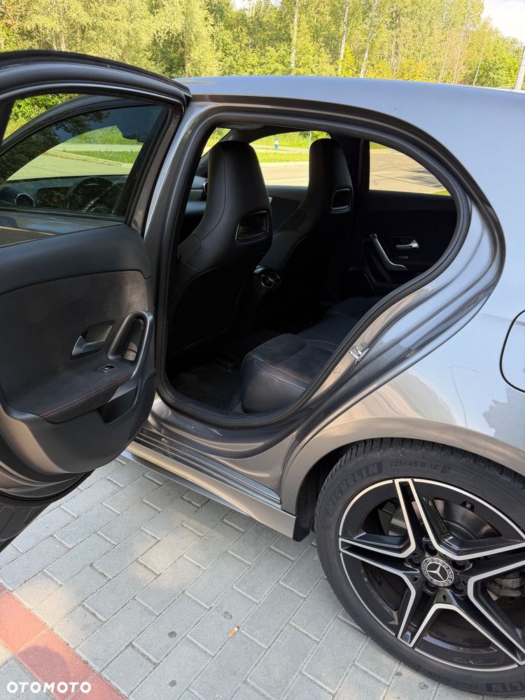 Mercedes-Benz Klasa A 220 AMG Line 7G-DCT - 8