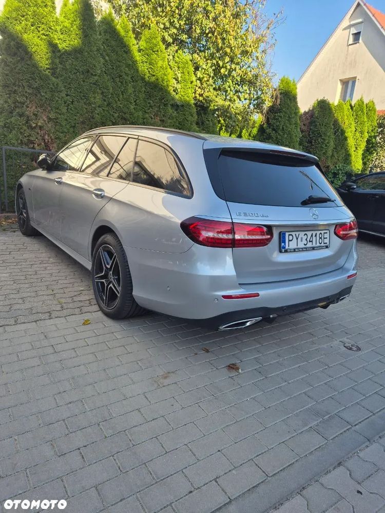 Mercedes-Benz Klasa E 300 de 9G-TRONIC AMG Line - 6