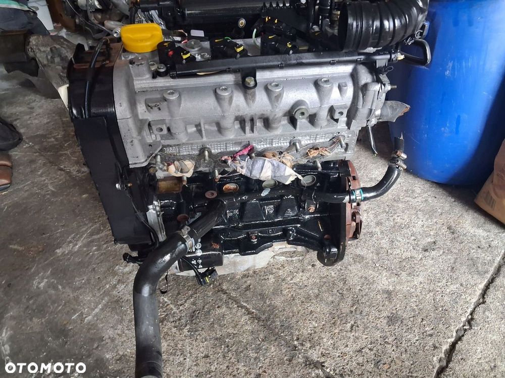 Silnik kompletny Fiat 1.4 16v 843A1000 - 2