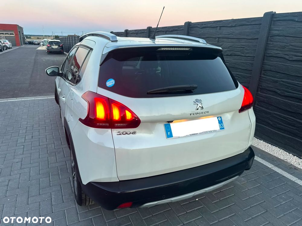 Peugeot 2008 PureTech 110 Stop&Start EAT6 Allure - 40