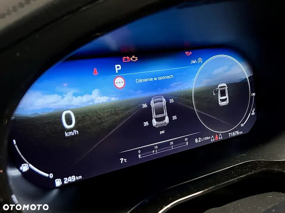 Kia Ceed - 10