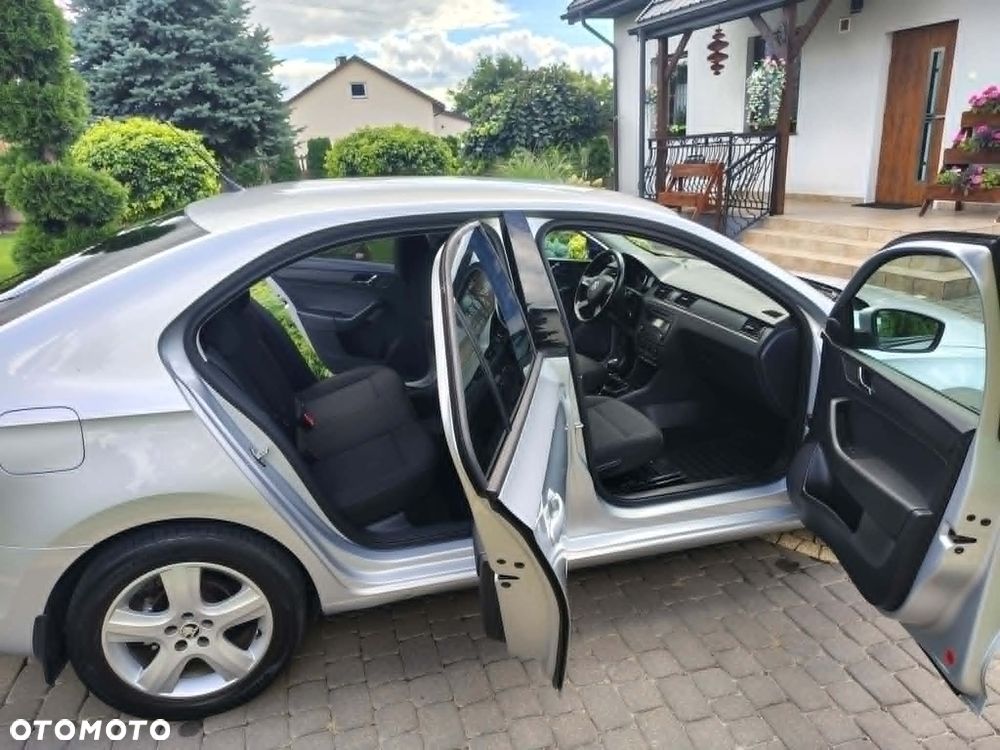 Skoda RAPID 1.6 TDI DPF Ambition - 10