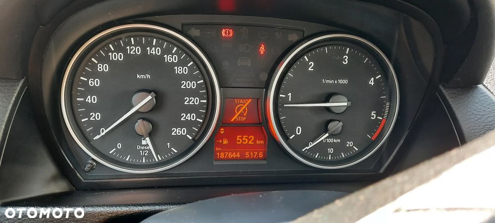 BMW X1 xDrive18d - 9