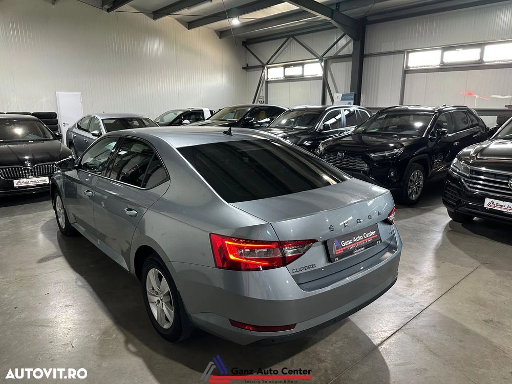 Skoda Superb 2.0 TDI 4X4 DSG Style - 31