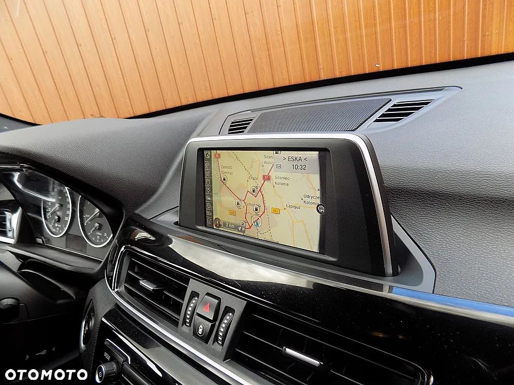 BMW X1 sDrive20d Sport Line - 15