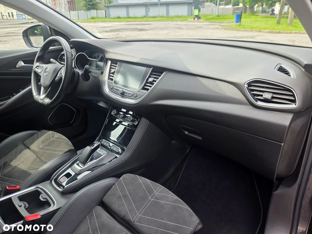 Opel Grandland X 1.6 DI Start/Stop Business Elegance - 16