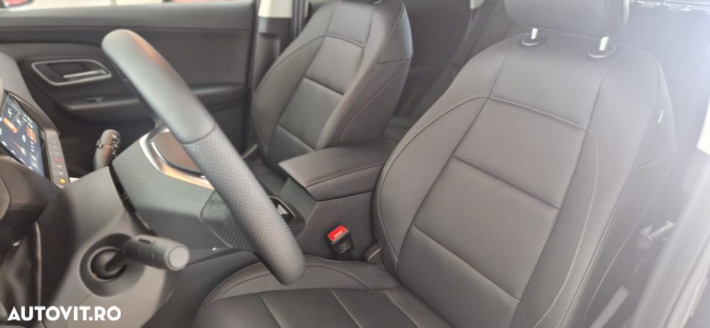 MG ZS HEV 1.5 GSI AT Exclusive - 13