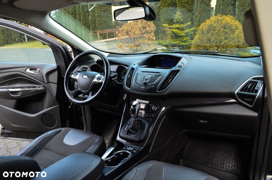 Ford Kuga 2.0 TDCi 4WD Titanium - 35