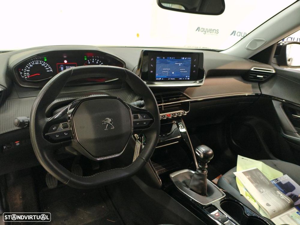 Peugeot 2008 1.2 PureTech Allure - 7