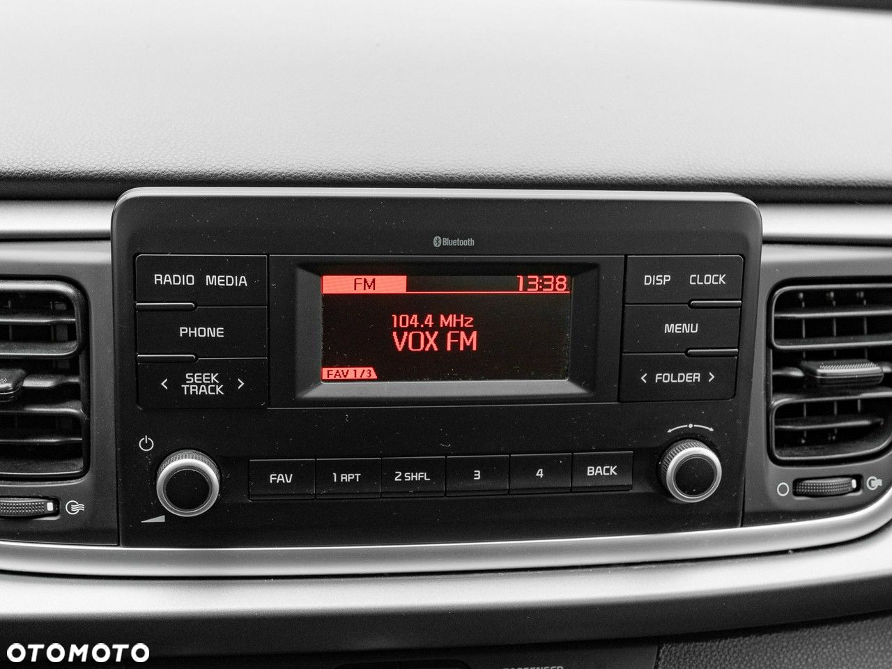 Kia Rio 1.2 M - 24