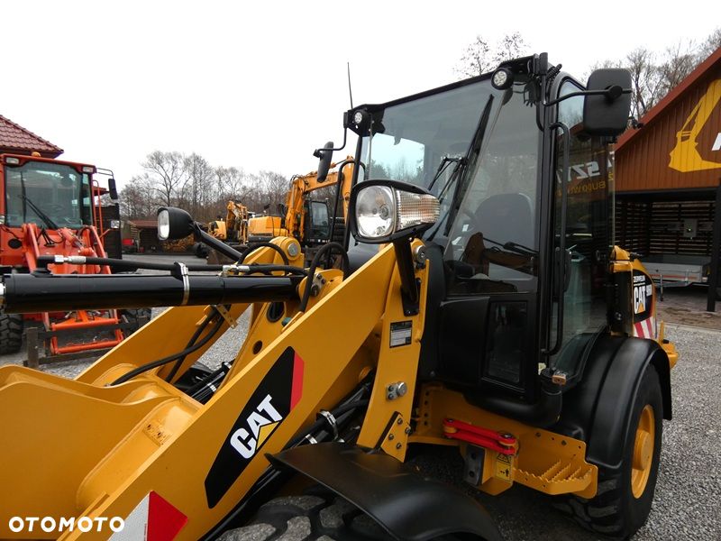 Caterpillar CAT 906M z Niemiec / 2018r / Super Stan / - 28