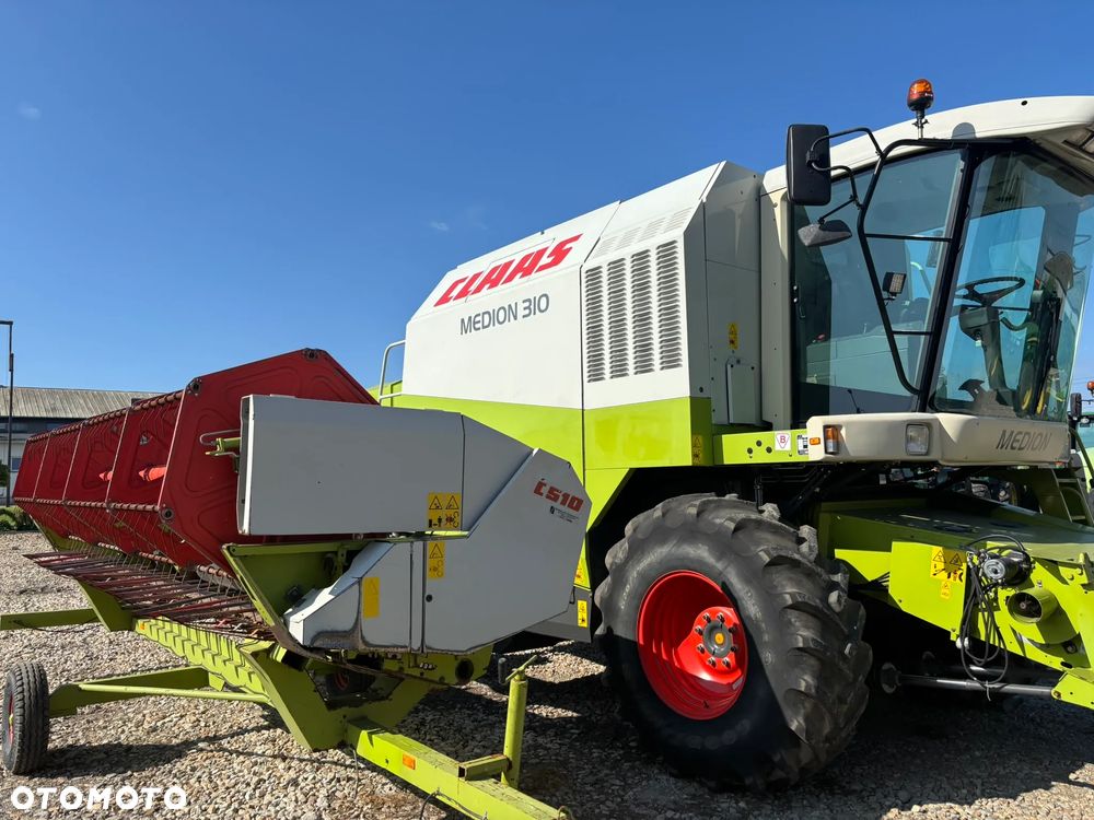 Claas Medion 310 - 1