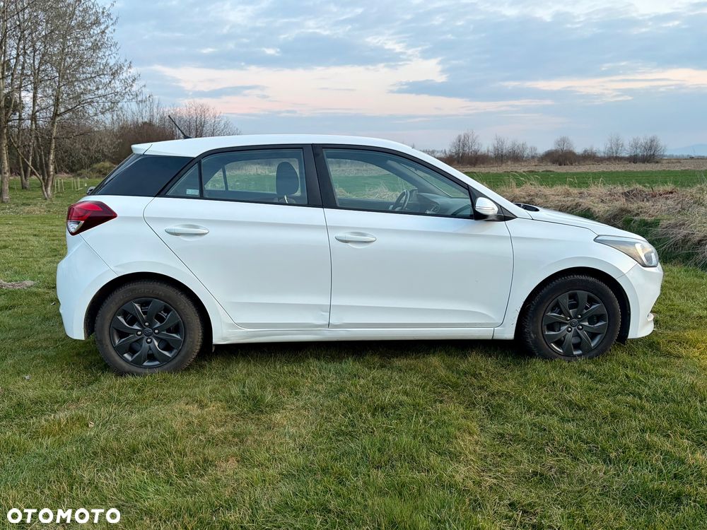 Hyundai i20 1.2 Classic Plus - 9