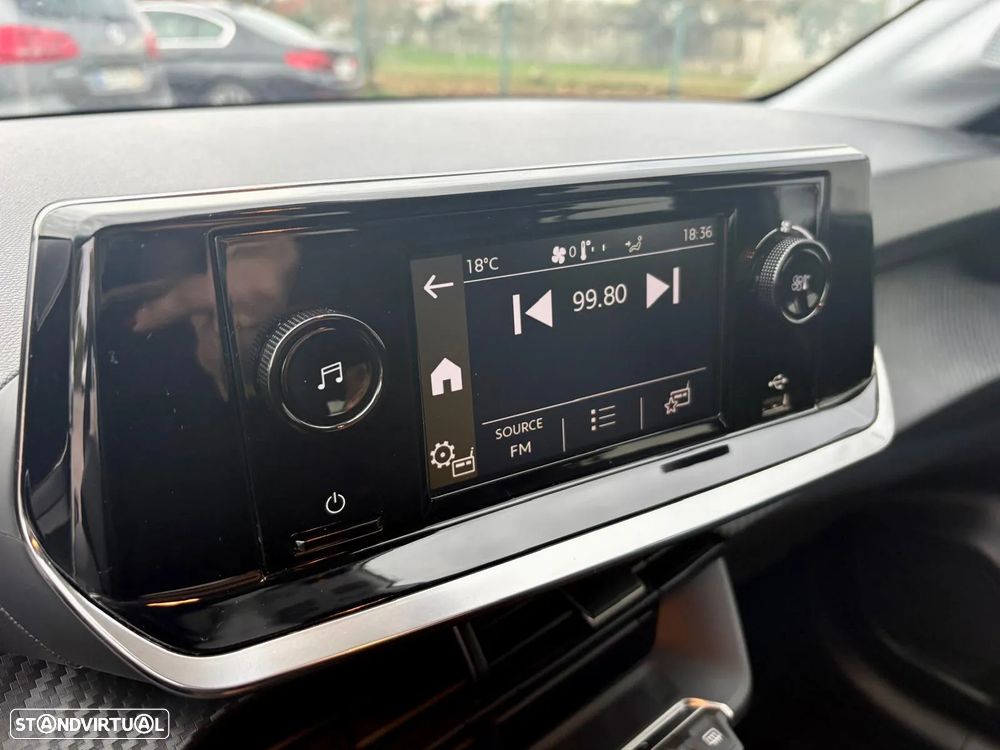 Peugeot 208 1.2 PureTech Like - 8