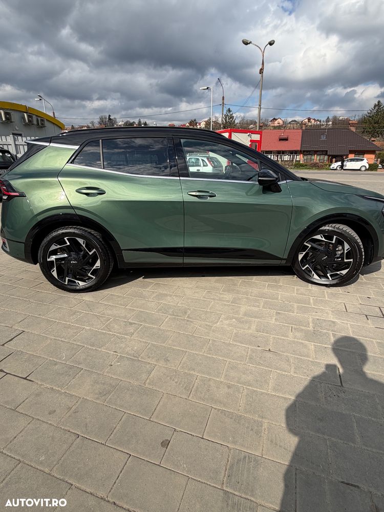 Kia Sportage 2.0 CRDI AWD Eco-Dynamics+ (48V M-H) Aut. GT LINE - 4