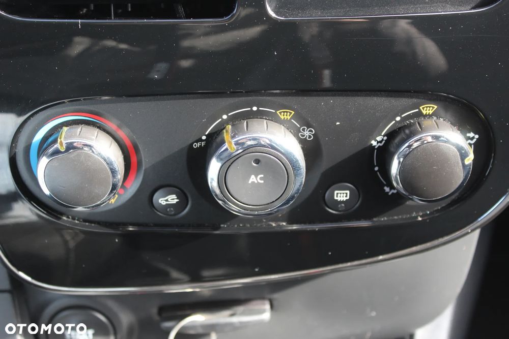 Renault Clio 0.9 TCe Alize - 21