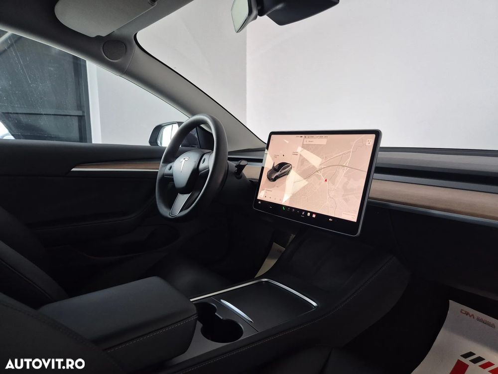 Tesla Model 3 Performance - 9