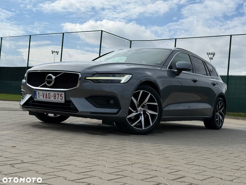 Volvo V60 D3 Momentum Pro - 1
