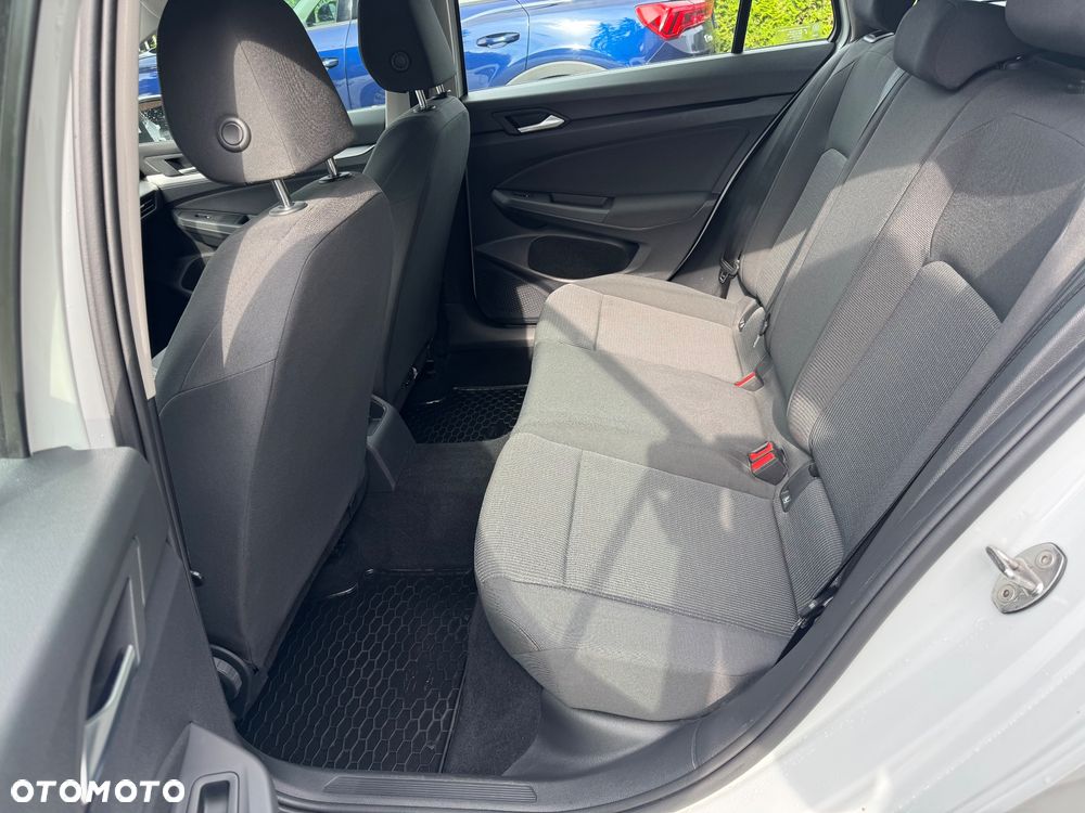 Volkswagen Golf - 20