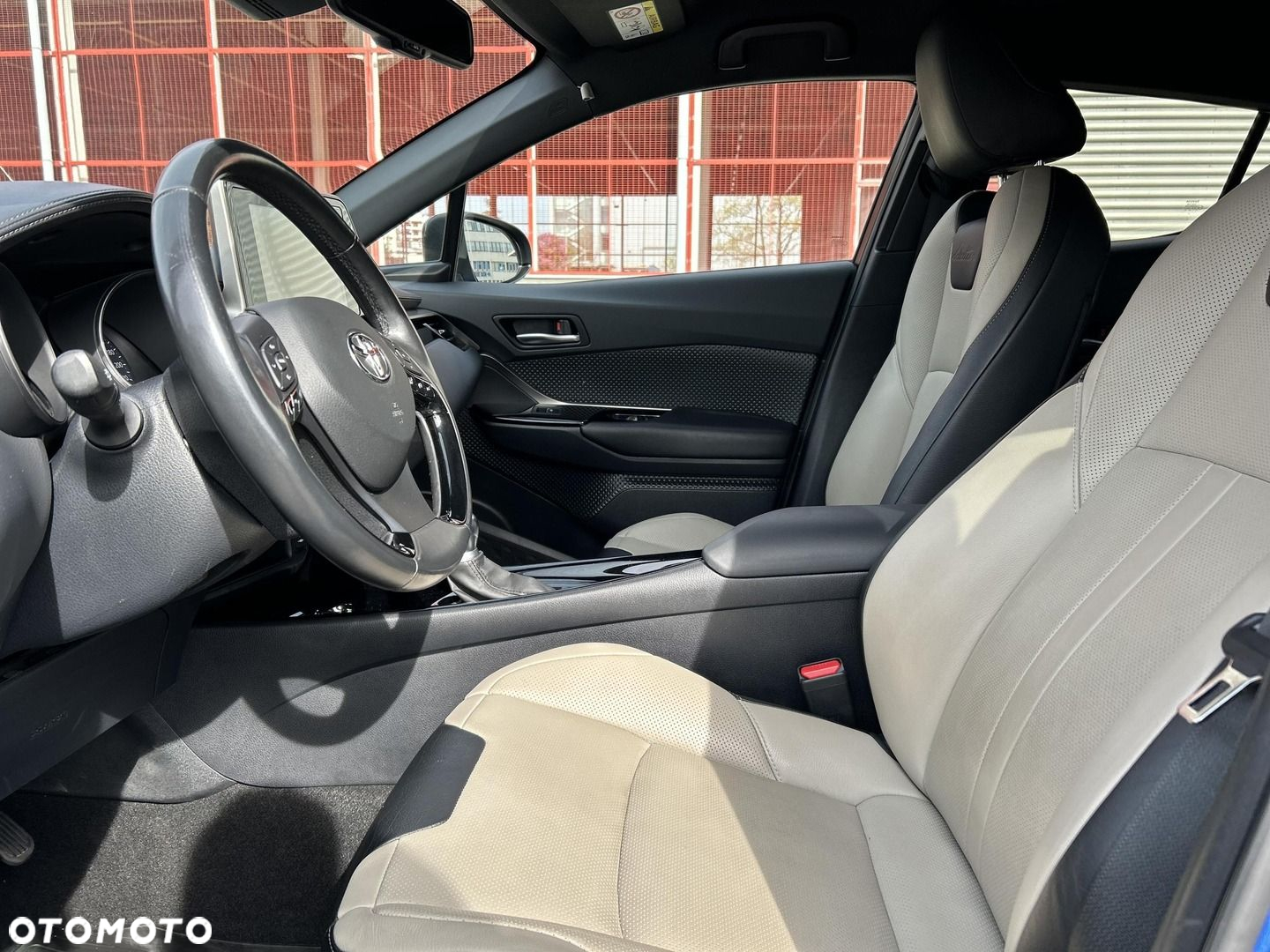 Toyota C-HR 1.8 Hybrid Selection - 11