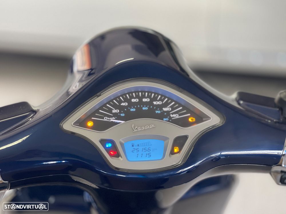 Vespa 125 Edition - 10