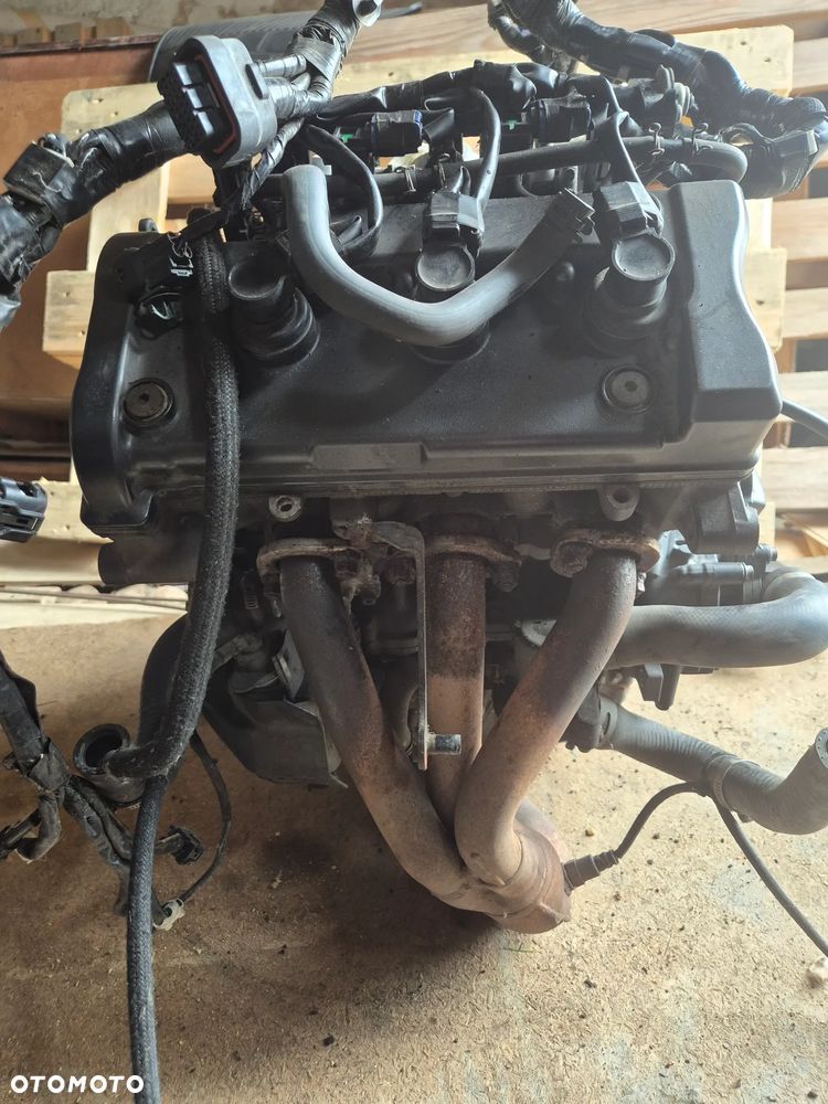 Yamaha MT09 silnik - 5